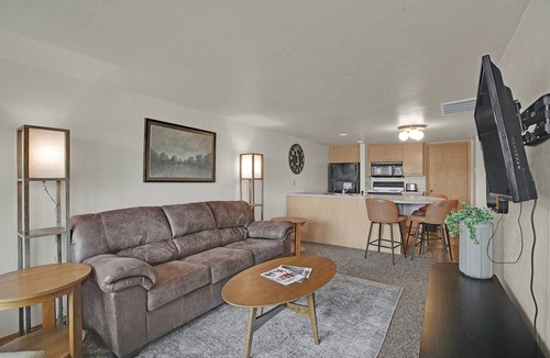 Algoma Condo | Waterfront Marina Views, Walk to Beach, 2BR/2BA Condo in Algoma