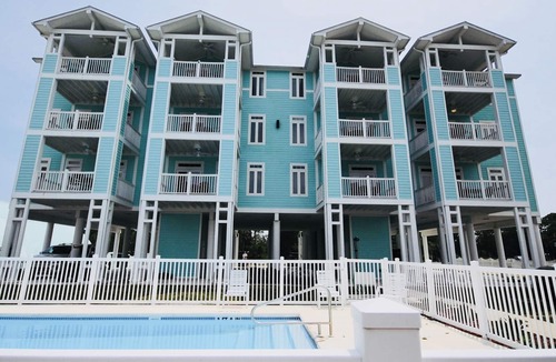 Steinhatchee Condo | Waterfront, RIVERS EDGE CONDO #3D-BLDG 1 *PRIVATE DOCK and ASSIGNED BOAT SLIP!