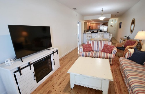 Steinhatchee Condo | Waterfront, RIVERS EDGE CONDO #3D-BLDG 1 *PRIVATE DOCK and ASSIGNED BOAT SLIP!