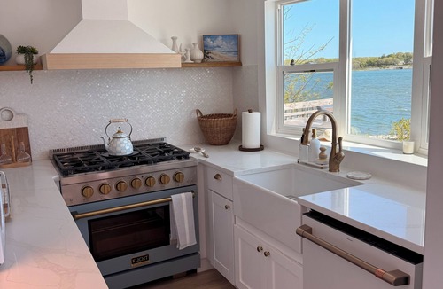 North Sea Cottage | waterfront Southampton beach cottage