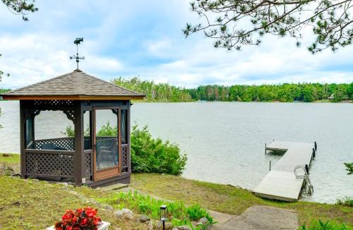 Lewiston House | Waterfront Tee Lake Cabin: Dock, Fire Pit + More!
