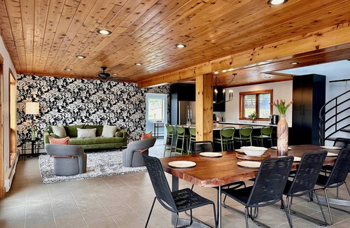 Swan Lake House | Waterlight Retreat at Filippini Pond | BethelWoods