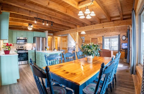 Dandridge Cabin | Water’s Edge – Best Lake Views! 3BR Cabin w/Dock & Game Room