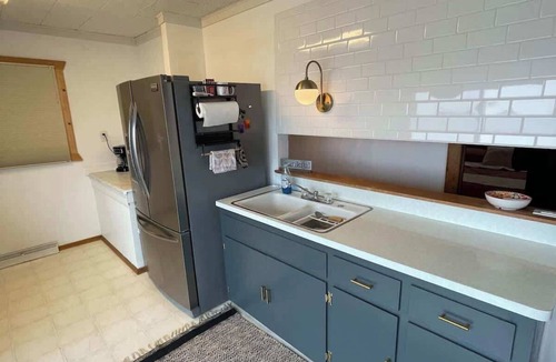 Merrimac House | Waters Edge Cottage