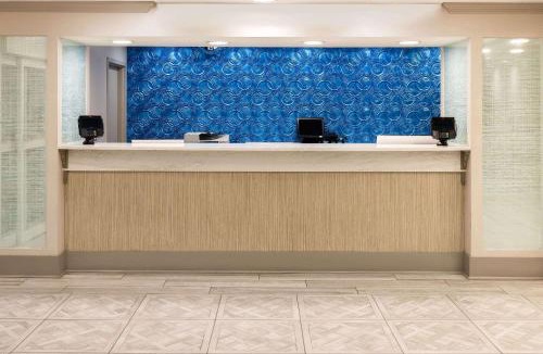 Vicksburg Hotel | WaterView Casino & Hotel, Trademark Collection by Wyndham