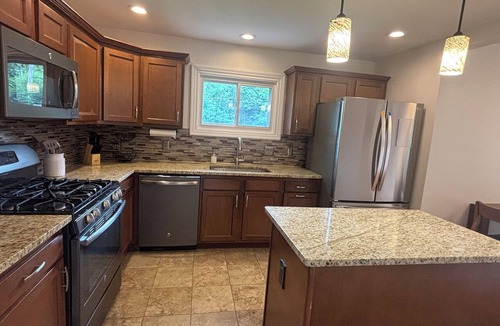 Webster Groves House | Webster Groves Ranch, Large Primary - Fenced Yard, Family & Pet Friendly