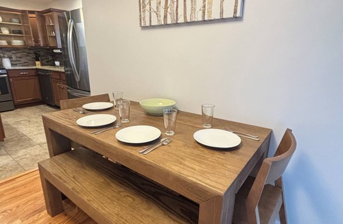 Webster Groves House | Webster Groves Ranch, Large Primary - Fenced Yard, Family & Pet Friendly
