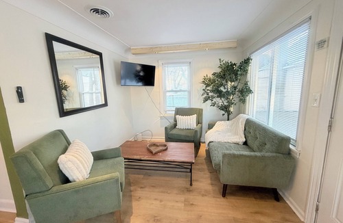 River Rouge House | Welcome To TheDashDen: A Cozy Cottage Getaway