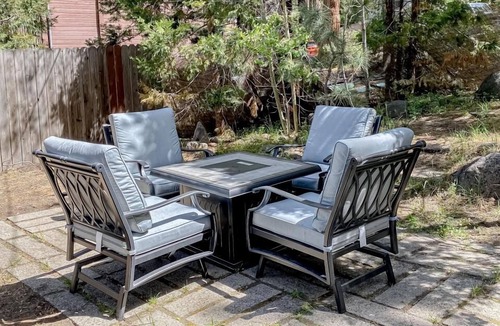 Kings Beach Ski Chalet | Welcoming hotel with lakeview, golf, skiing, WiFi, & Netflix