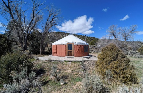 Panguitch Apartment | Welcoming Yurt in Panguitch with stunning views