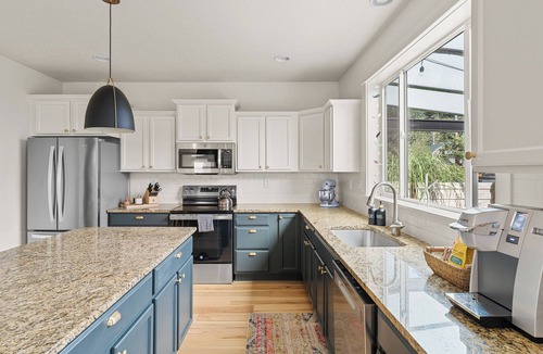 Rockaway Beach House | Wellness Oasis, Hot Tub, Sauna, 2-Min Beach Path