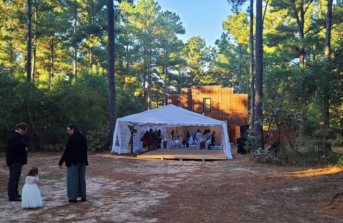 Mineola Cabin | Western Barn Bunk House Cabin - East Texas Piney Woods - Canton Mineola Tyler