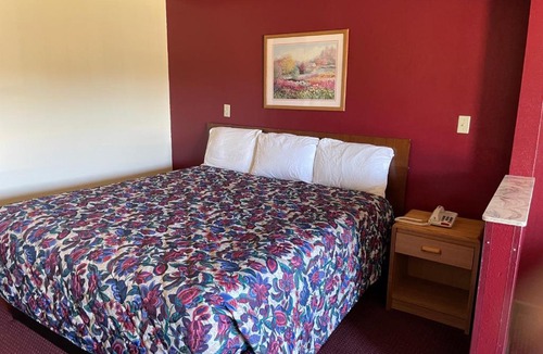 Hazlehurst Hotel | Western Inn Express