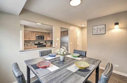 Arlington Heights House | WFH Friendly, 30+ Days Stays, Near Train Station