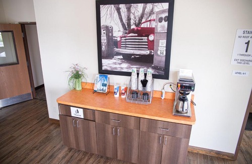 Plainfield Hotel | White House Suites
