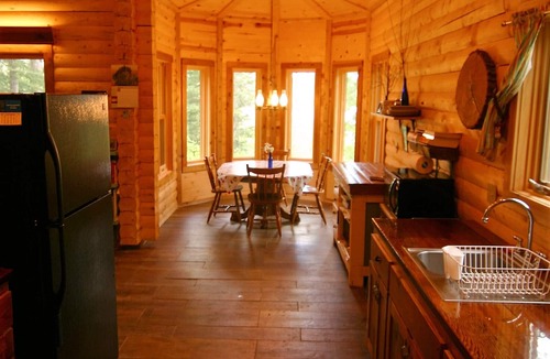 Isabella Cabin | White Pine Retreat. A true wilderness retreat.