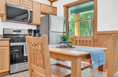 Jeddo Cabin | Whitetail Ridge Cabin 1