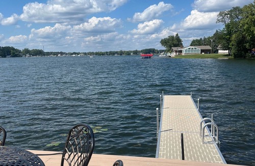 Whitmore Lake House | Whitmore Bay: Bloom & Relax – Beat the Heat – Lakefront Bliss Awaits!