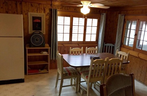 Park Falls Cabin | Wild Goose Resort - Canadian