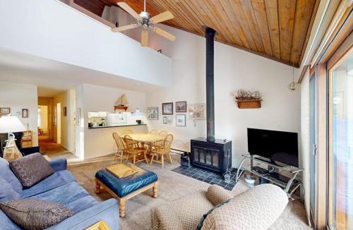 Glen Arbor House | Wilderness 36