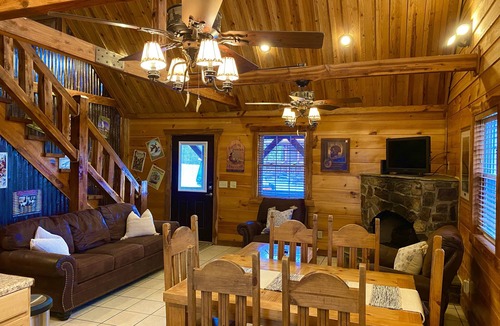 Mena Cabin | Wilderness