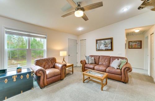 Kincheloe House | Wildlife Viewing & Trails! 155-Acre UP Retreat