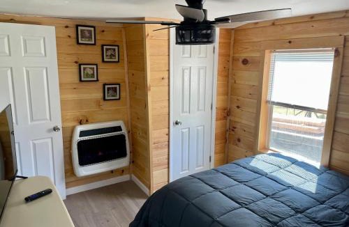 Madisonville House | Willow Tree cabin