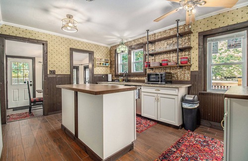 Manistee House | Wooded Retreat across from Lake MI
