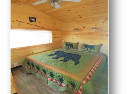 Howell House | Yellowstone Chalet Cottage