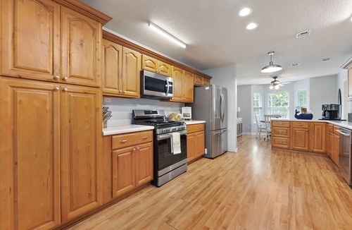 Long Beach House | Your home away from home for beach days in beautiful Long Beach, MS!