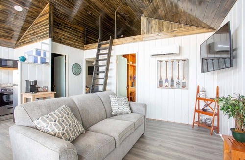 Greenbush Cabin | Your Perfect Lakeside Stay at Lake Huron Cottage 3