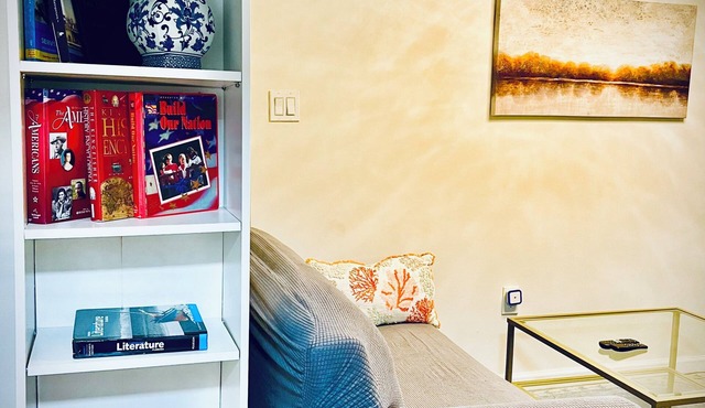 1 bedroom apartment in ground floor very nice and close to everything