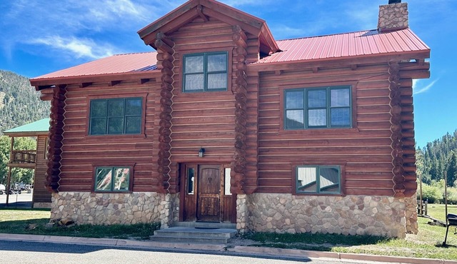 101 River - Full Property