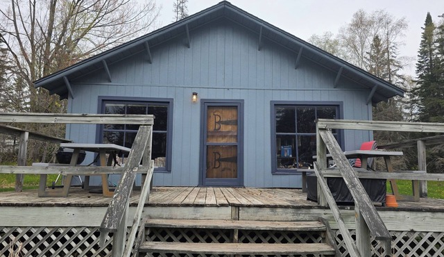 2-bedroom cabin & lake access on Madeline Island: Waker at Soulshine