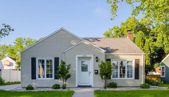 2 Bedroom Corporate Bungalow