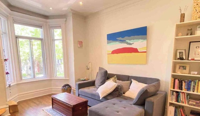 2-bedroom large impeccable apartment in fabulous Montréal. in Montréal