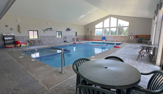 2 Bedroom River House