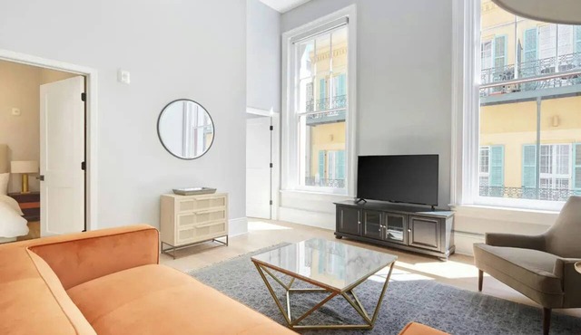 2 Units in Prime Canal St Location, Near Bourbon St | The Harlequin by AvantStay