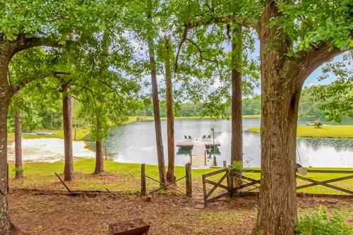 30-Acre Oasis w/Private Pond Near Big Creek Lake