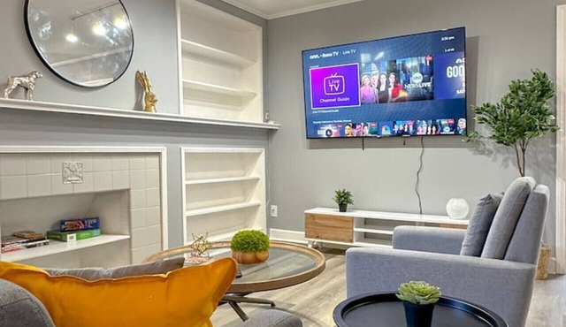 3500sf, Arcade, 6bdrm, 2 kitchen, 3baths, Parking