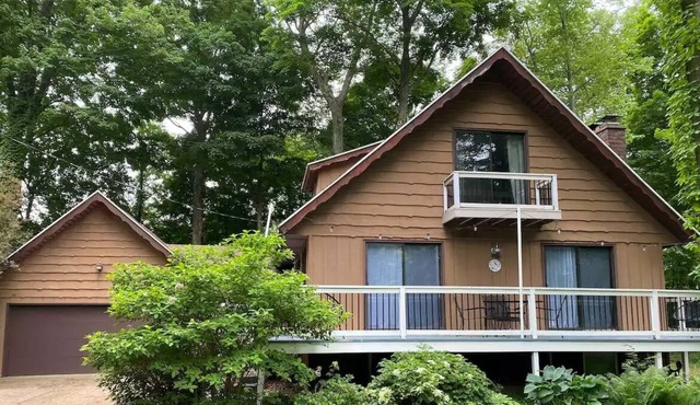 3BR Near Holland State Park Beach/Lake Michigan/Lake Macatawa