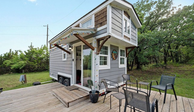 4 Tiny Town Hico - Big Texas Ranch Experience in Hico