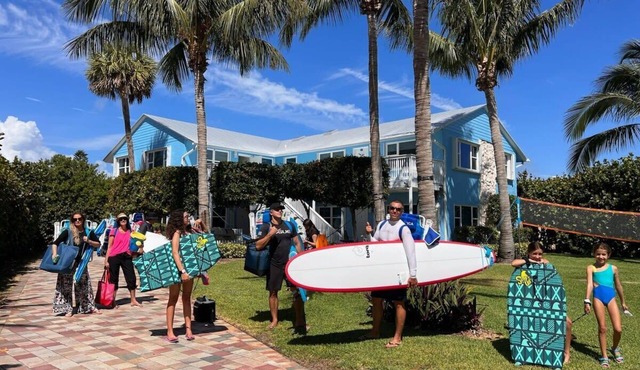 4-Unit Beach Compound - Sleeps 30+ - Surf in Fort Pierce