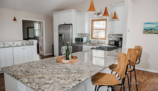 4BDR Blue Haven Cottage Grand Haven 150
