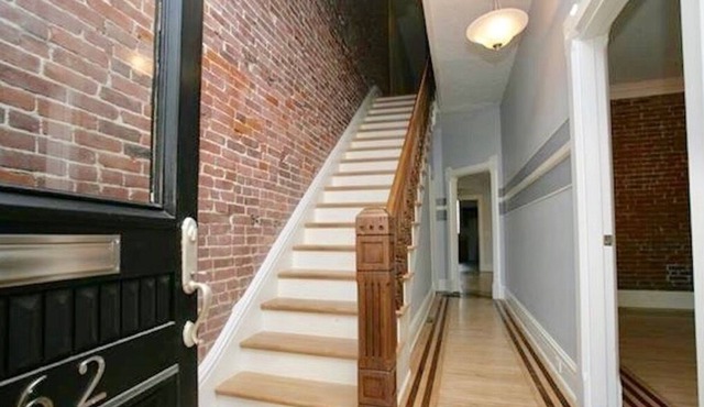 5BD Downtown Brownstone - 3 blocks from MGM Casino