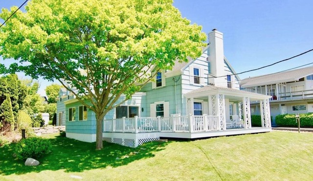 5BR Ocean Views in Weekapaug