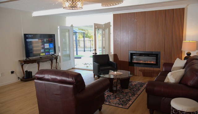 7-bedroom huge house with pool, mini golf course, pickleball court & pool table.