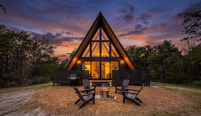 A quiet A-frame escape in the Texas countryside, made for slowing down.