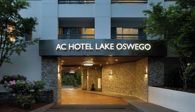 AC Hotel by Marriott Portland Lake Oswego