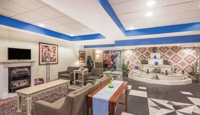 Aderi Hotel Niantic